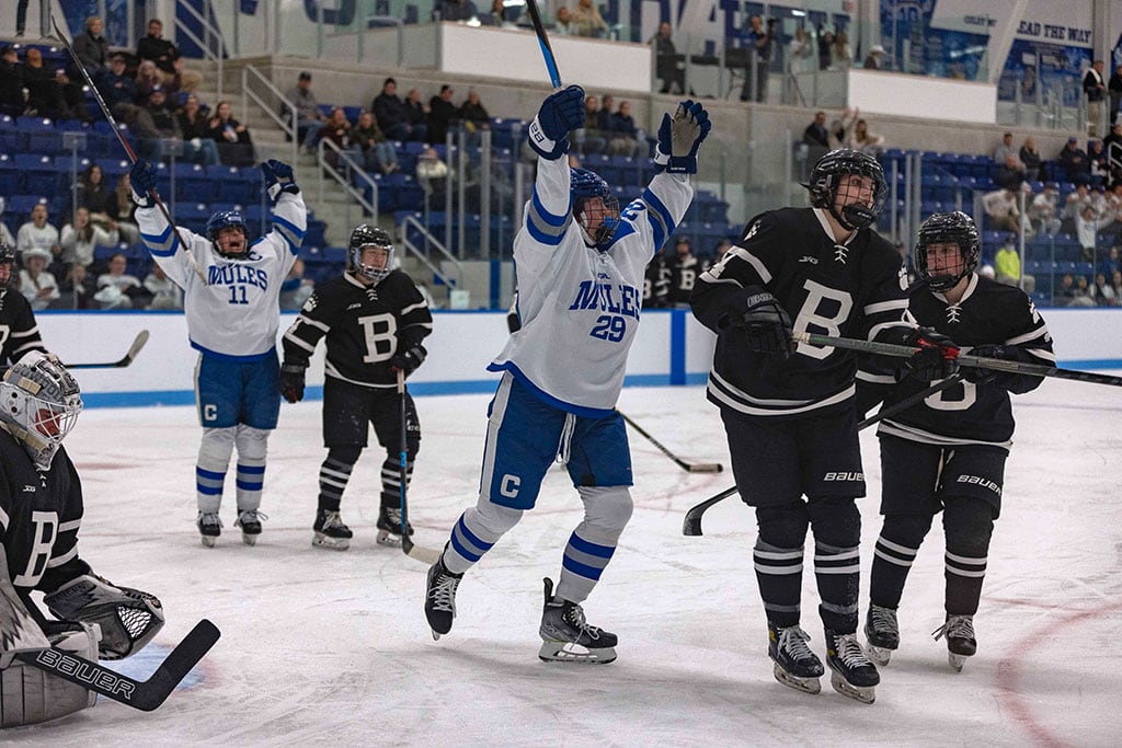 colby women's hockey